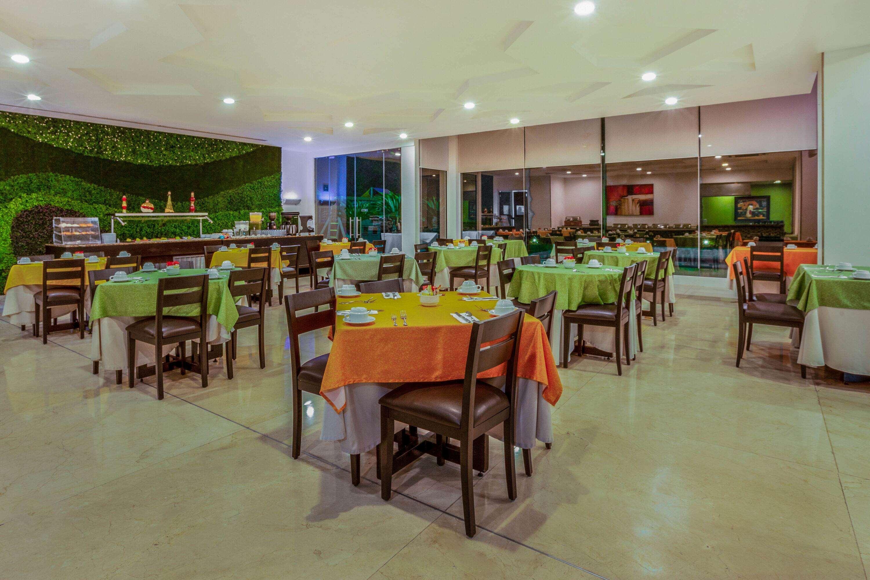 La Quinta By Wyndham Poza Rica Hotel Екстериор снимка